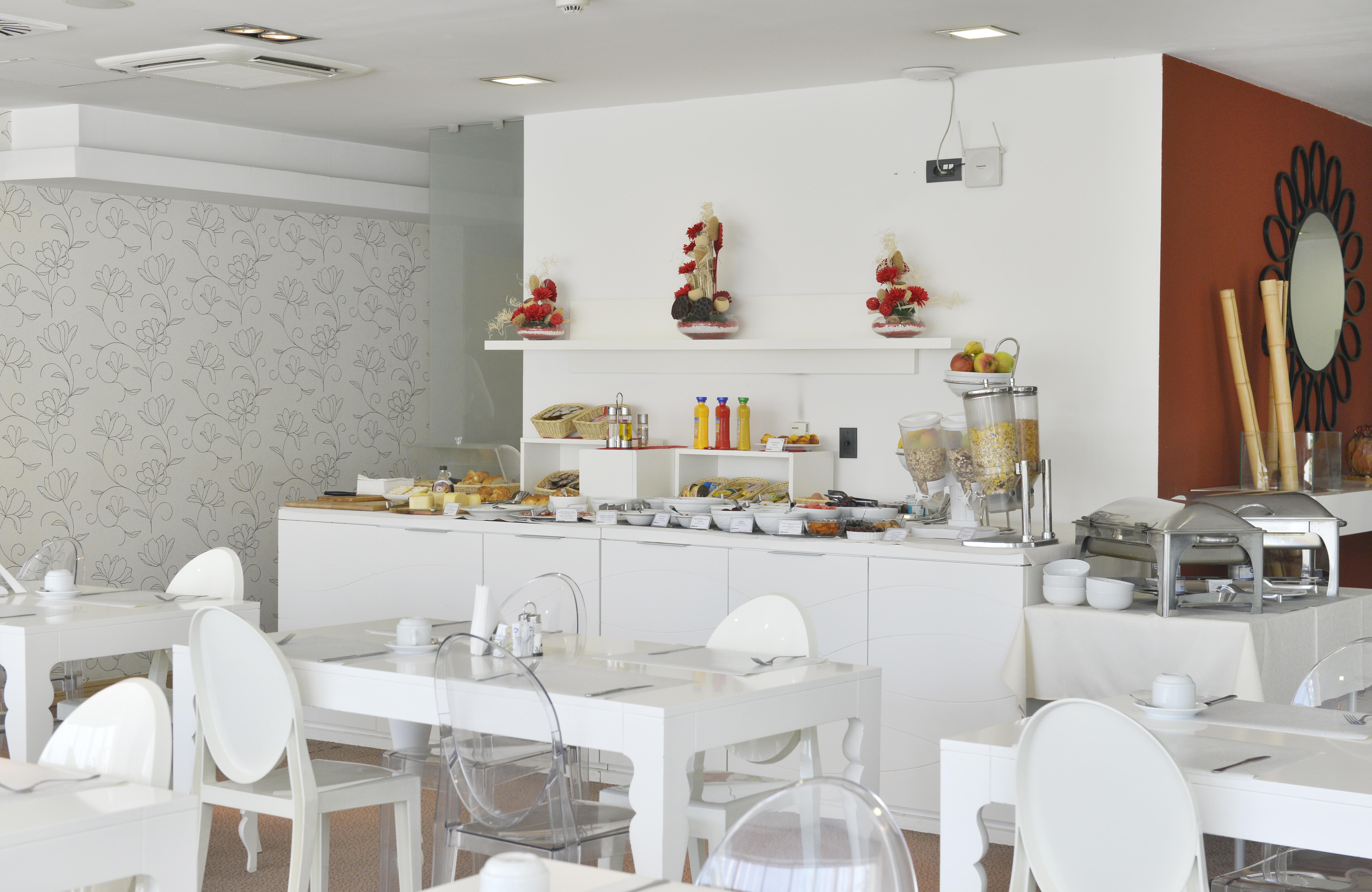 Garni Hotel Centar ノヴィ・サド エクステリア 写真