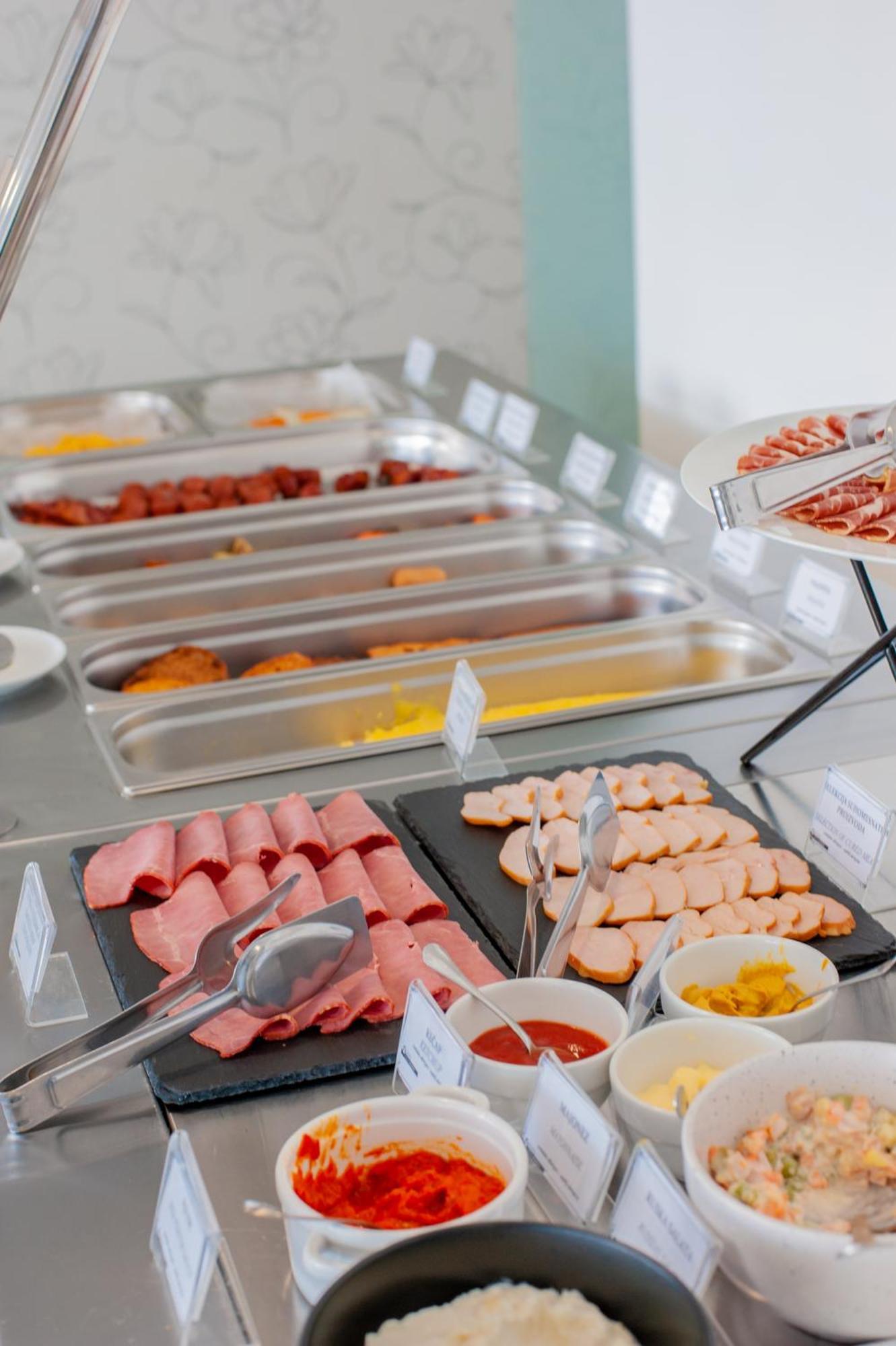 Garni Hotel Centar ノヴィ・サド エクステリア 写真