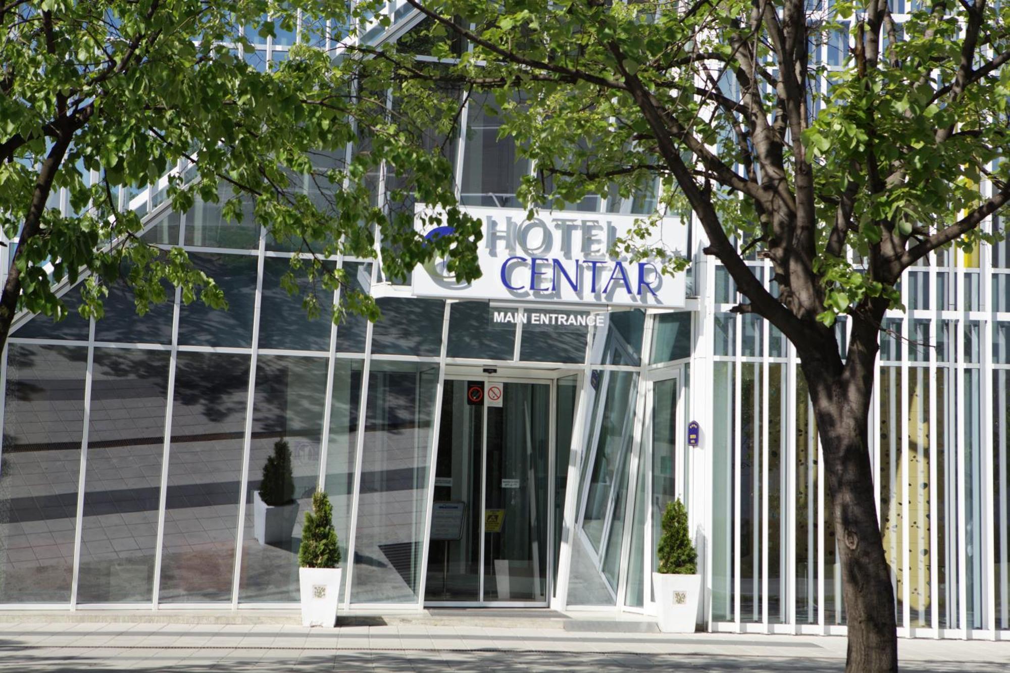 Garni Hotel Centar ノヴィ・サド エクステリア 写真